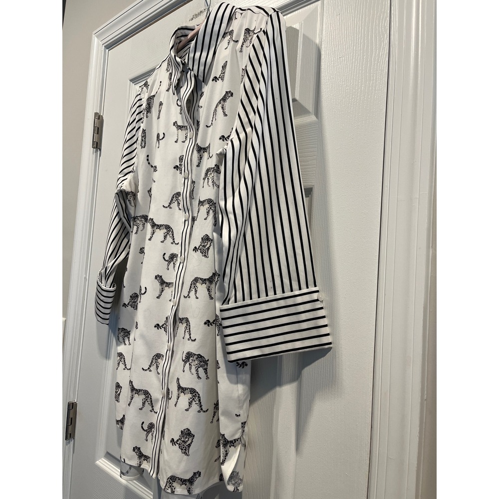 Chicos Leopard Print Striped Tunic Button Down Shirt White Black Size 2 Large - Picture 4 of 10